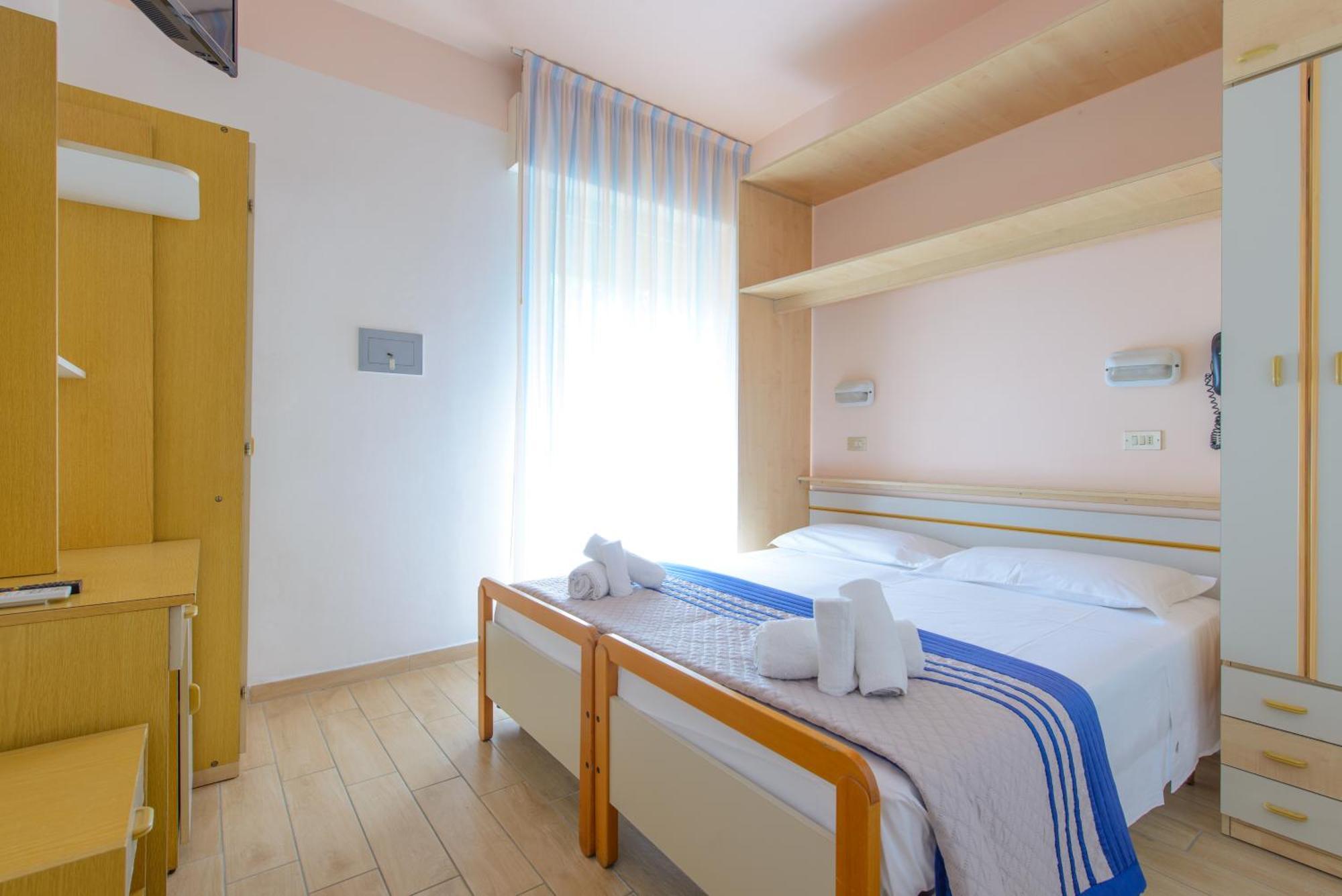Hotel Colorado Rimini Ngoại thất bức ảnh